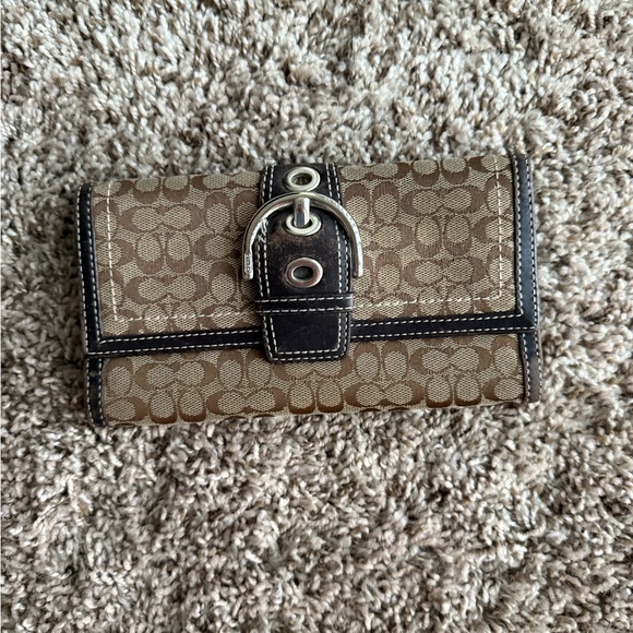 Coach Monogram Brown and Tan canvas and leather buckles Wallet - Picture 1 of 7